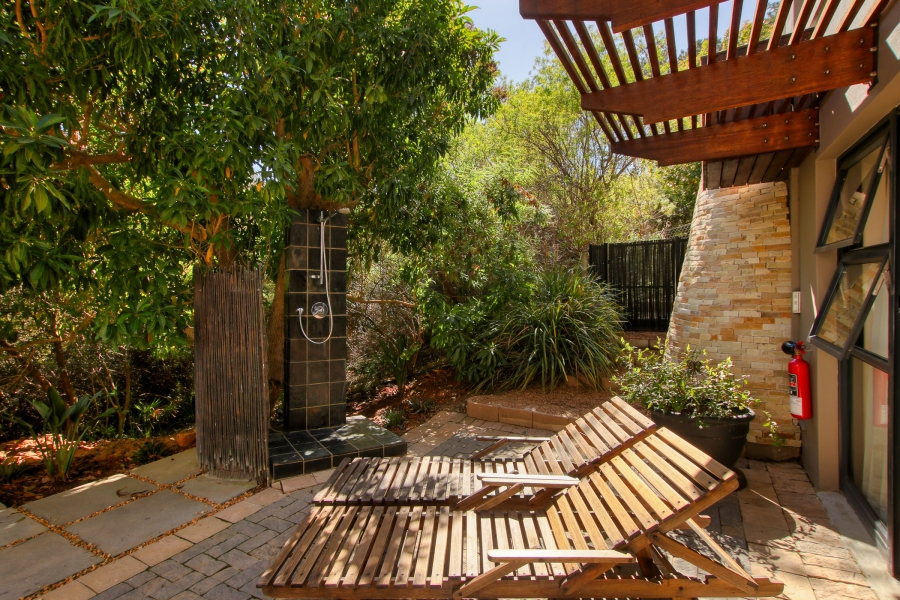 6 Bedroom Property for Sale in Boskloof Eco Estate Western Cape